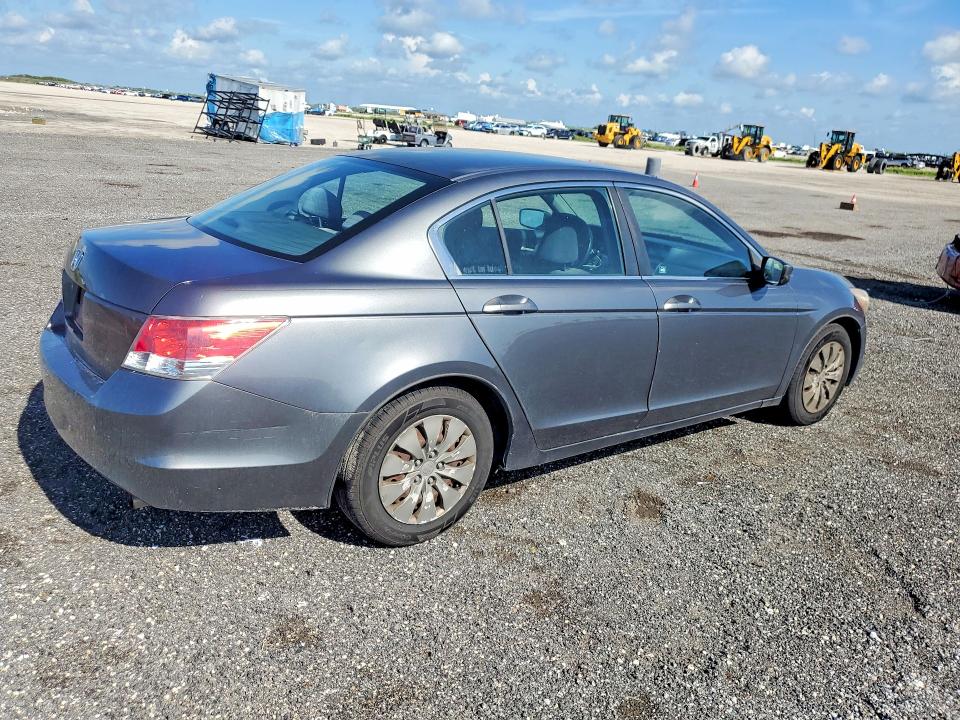 Photo 3 from auction – 2010 HONDA ACCORD with VIN 1HGCP2F35AA126809