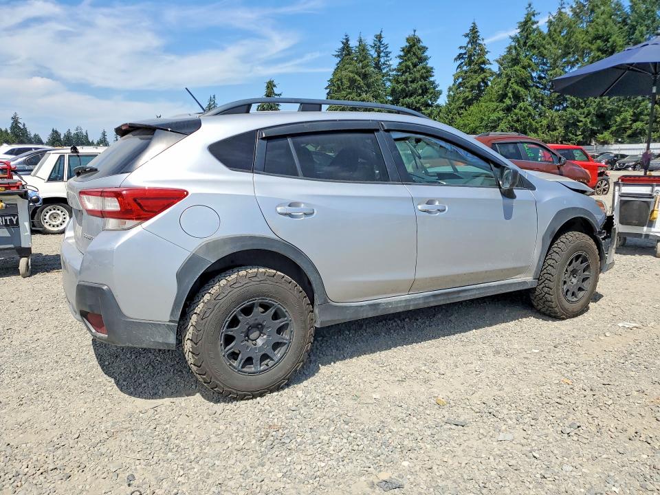 Photo 3 from auction – 2019 SUBARU CROSSTREK with VIN JF2GTAAC1KG313929