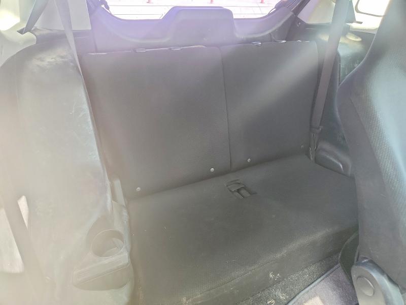 Photo 10 from auction – 2013 SCION IQ with VIN JTNJJXB01DJ023144