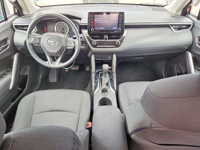Photo 8 from auction – 2022 TOYOTA COROLLA CROSS with VIN 7MUBAABG3NV028052