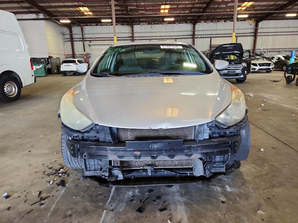 Photo 5 from auction – 2012 HYUNDAI ELANTRA with VIN 5NPDH4AE6CH127211