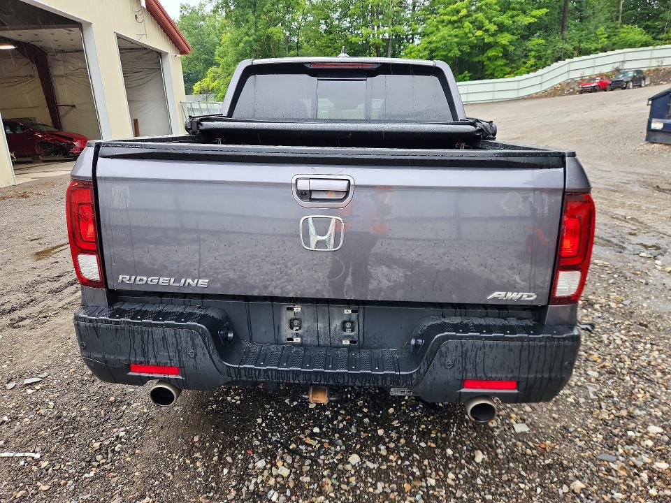 Photo 6 from auction – 2022 HONDA RIDGELINE with VIN 5FPYK3F79NB016846