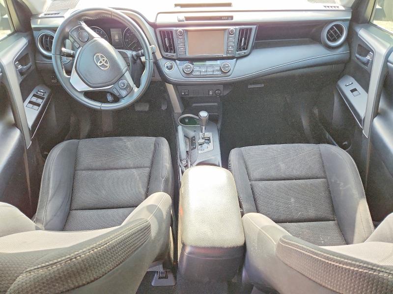 Photo 8 from auction – 2017 TOYOTA RAV4 with VIN 2T3WFREV5HW367890