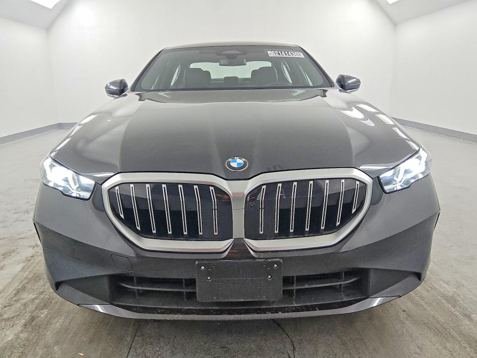 Photo 5 from auction – 2025 BMW 530 with VIN WBA53FJ0XSCU81310