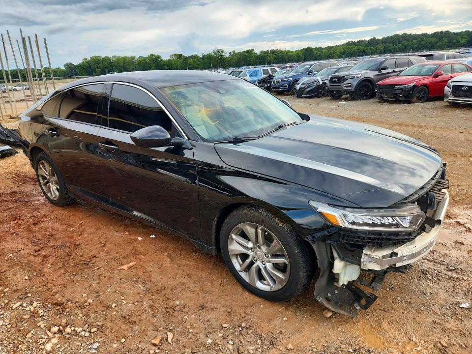 Photo 4 from auction – 2018 HONDA ACCORD with VIN 1HGCV1F10JA251523