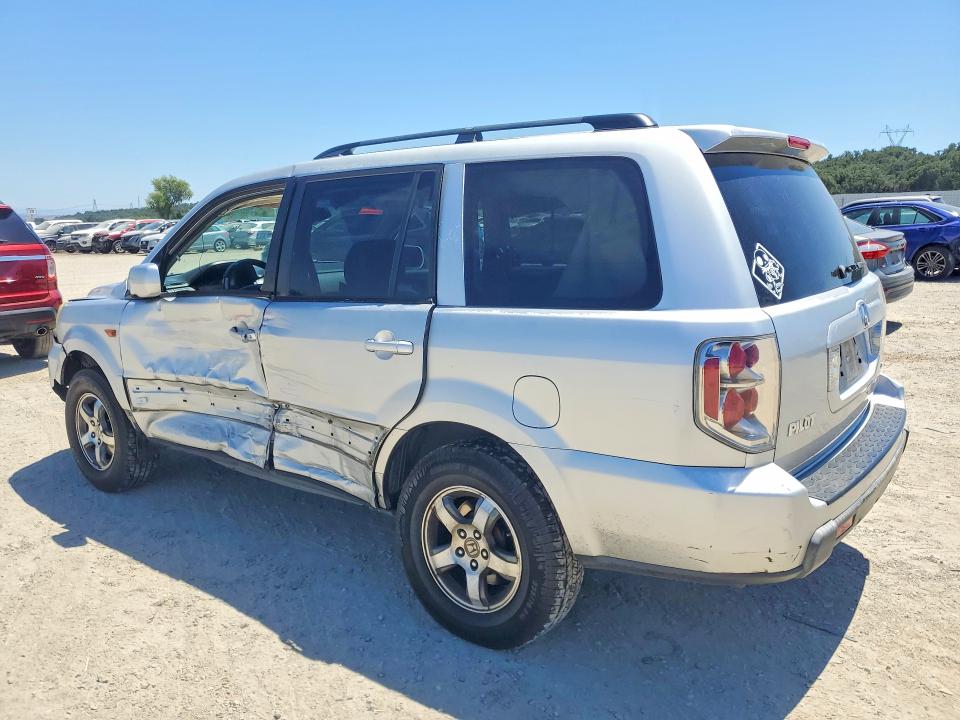 Photo 2 from auction – 2006 HONDA PILOT with VIN 2HKYF18586H532650