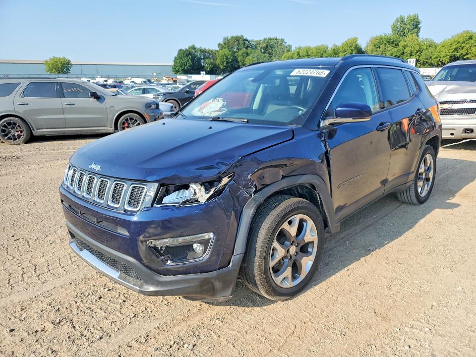 JEEP COMPASS 2019 with VIN 3C4NJDCB6KT826901 - Photo from auction
