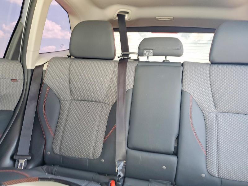 Photo 10 from auction – 2019 SUBARU FORESTER with VIN JF2SKAKCXKH553972