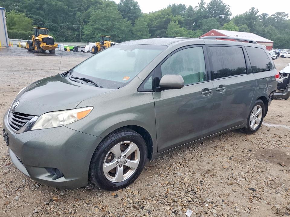TOYOTA SIENNA 2013 with VIN 5TDKK3DC6DS335386 - Photo from auction