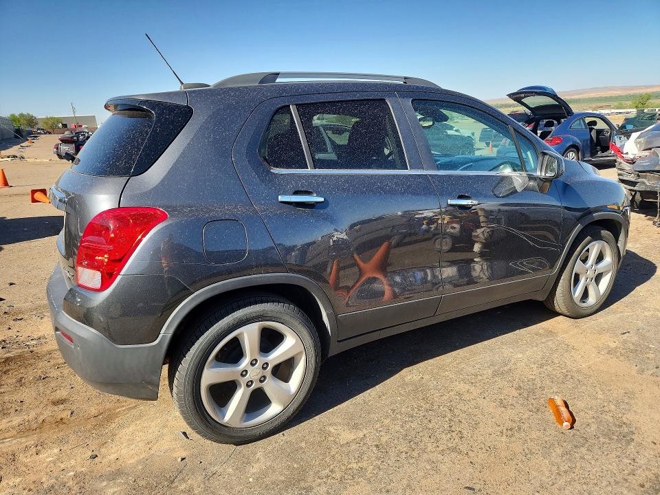 Photo 3 from auction – 2016 CHEVROLET TRAX with VIN 3GNCJMSB9GL167946