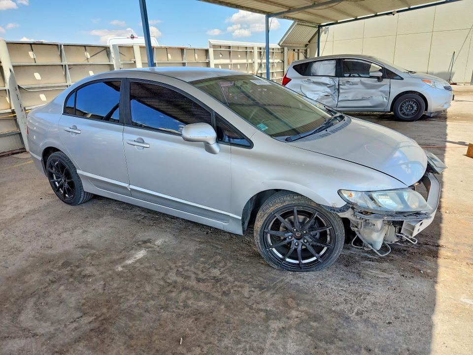 Photo 4 from auction – 2009 HONDA CIVIC with VIN 1HGFA16539L017033