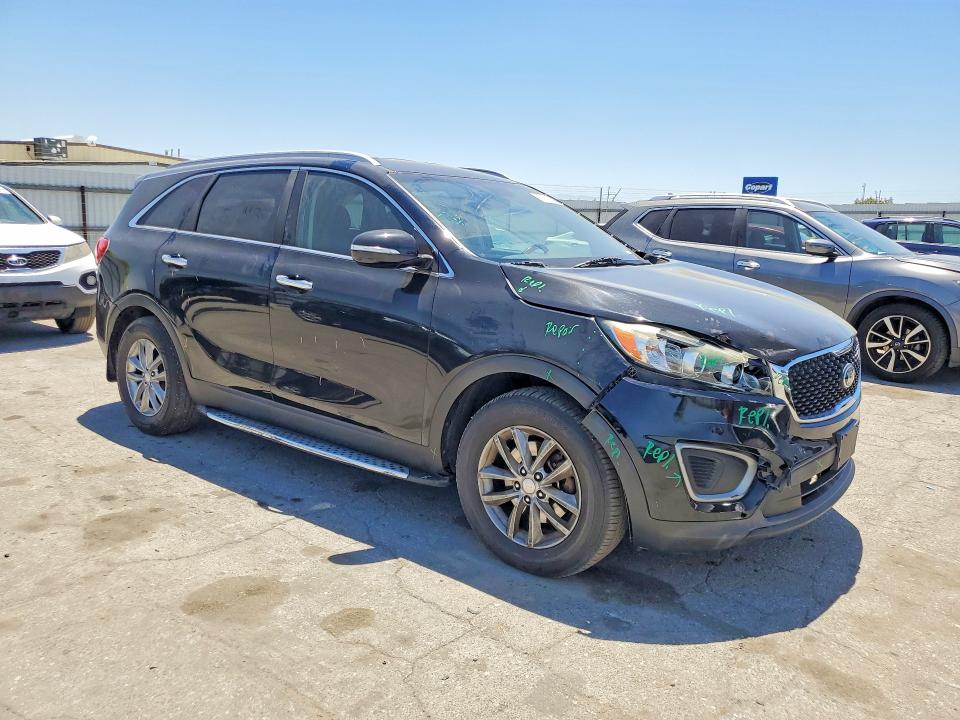 Photo 4 from auction – 2016 KIA SORENTO with VIN 5XYPG4A36GG140777