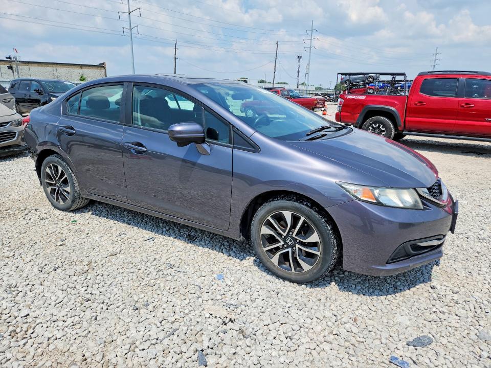 Photo 4 from auction – 2014 HONDA CIVIC with VIN 2HGFB2F87EH555710