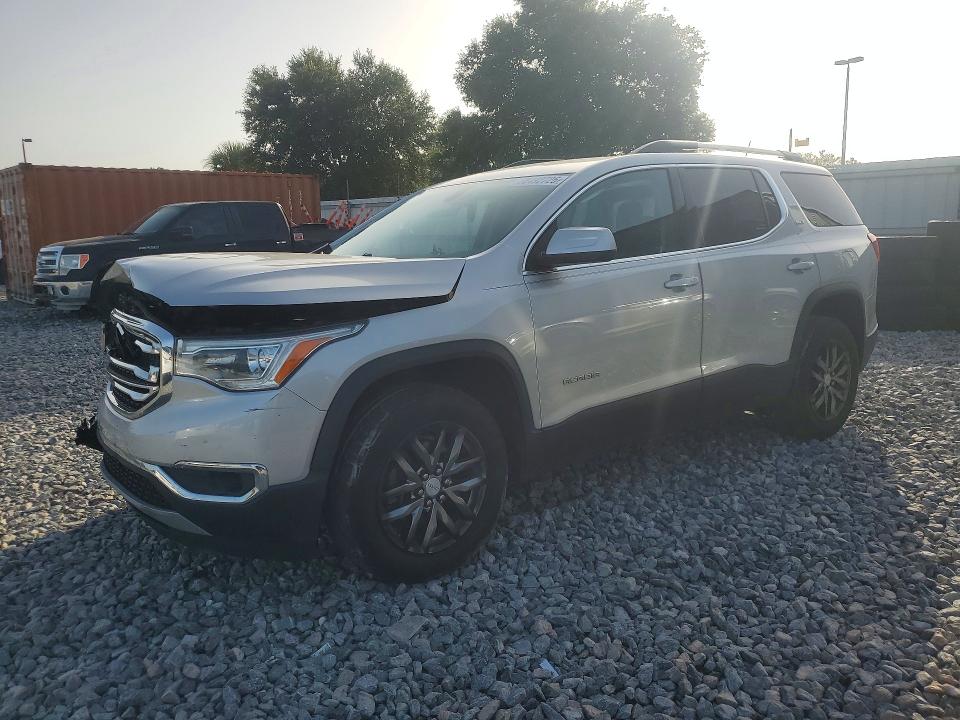 GMC ACADIA 2017 with VIN 1GKKNMLS6HZ253494 - Photo from auction
