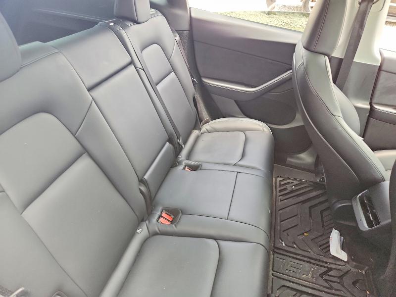Photo 10 from auction – 2022 TESLA MODEL Y with VIN 7SAYGDEE2NA004571