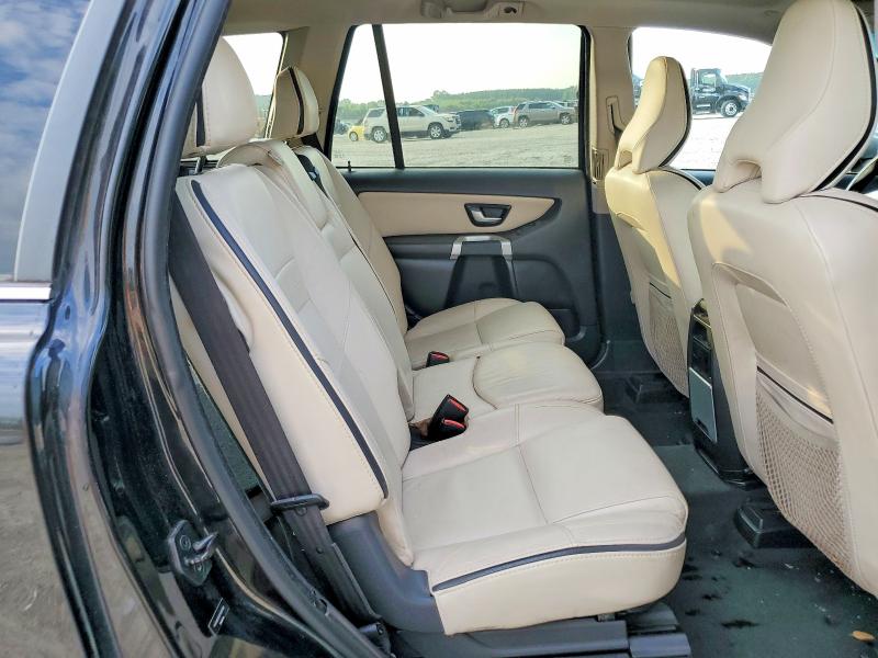 Photo 11 from auction – 2013 VOLVO XC90 with VIN YV4952CF6D1630588