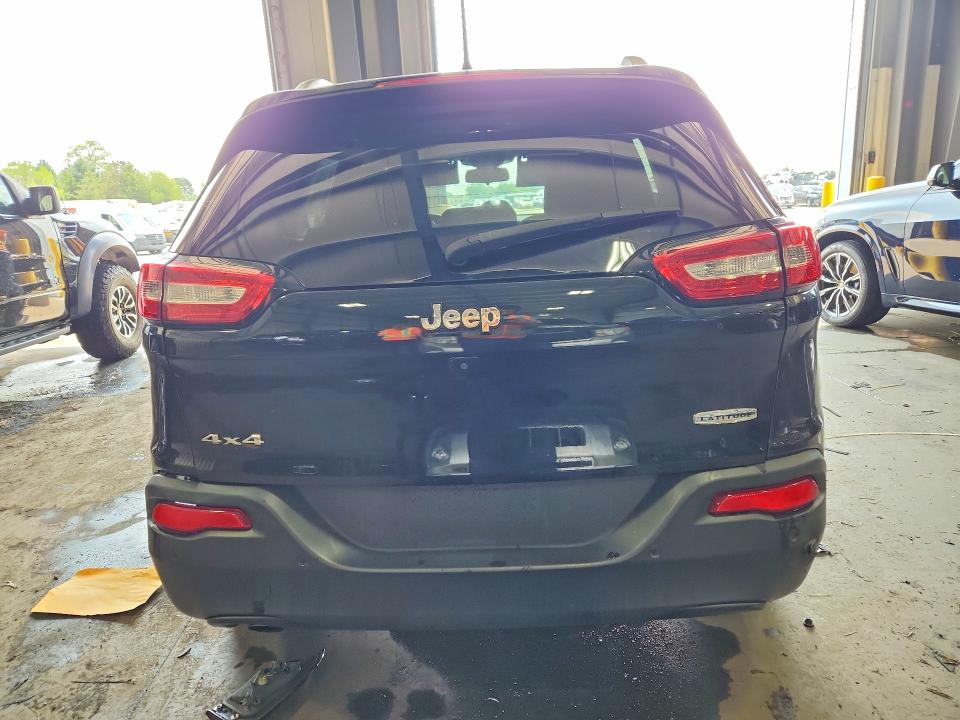 Photo 6 from auction – 2016 JEEP CHEROKEE with VIN 1C4PJMCB8GW266907