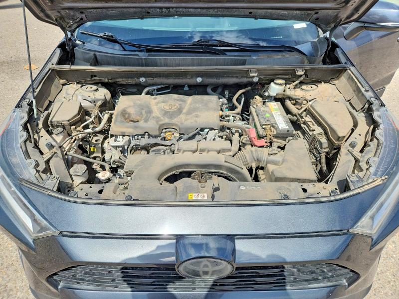 Photo 11 from auction – 2021 TOYOTA RAV4 with VIN 2T3W1RFV4MC117176