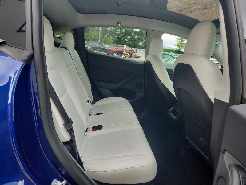 Photo 10 from auction – 2022 TESLA MODEL Y with VIN 7SAYGDEF3NF530378