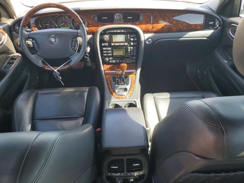 Photo 8 from auction – 2004 JAGUAR XJ8 with VIN SAJEA71C04SG11570
