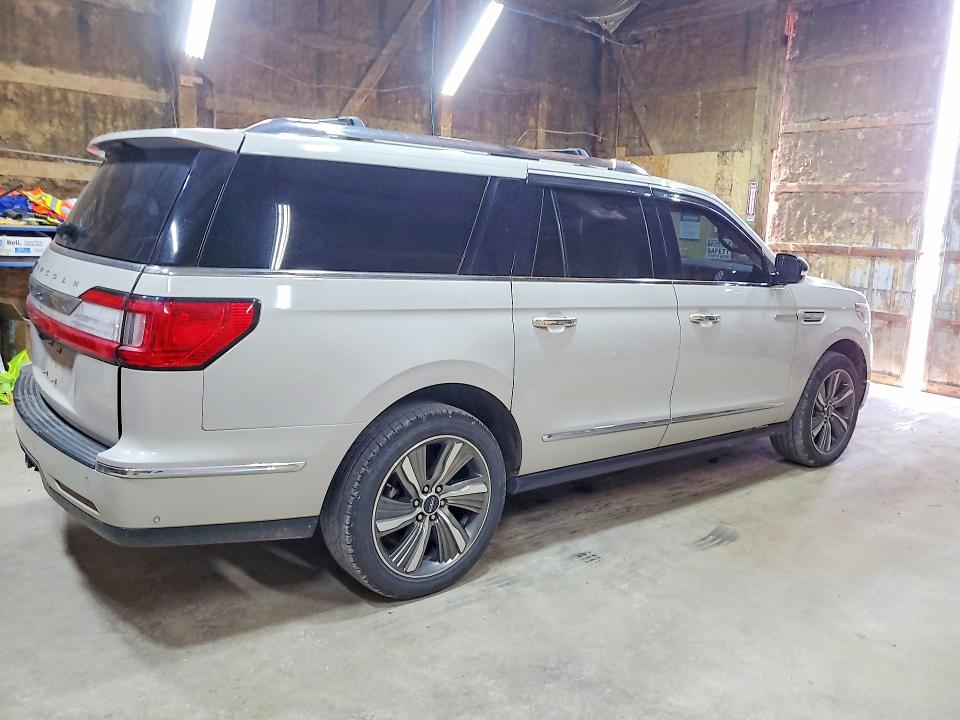 Photo 3 from auction – 2019 LINCOLN NAVIGATOR with VIN 5LMJJ3LT9KEL20134