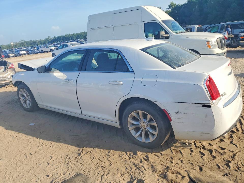 Photo 2 from auction – 2022 CHRYSLER 300 with VIN 2C3CCAAG4NH232680