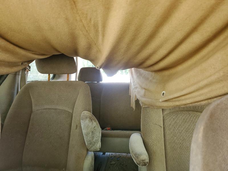 Photo 10 from auction – 2003 DODGE CARAVAN with VIN 1D8GP25323B233980
