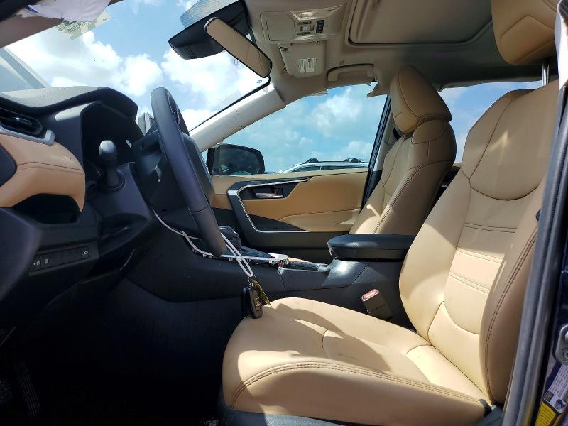 Foto 7 de la subasta – 2025 TOYOTA RAV4 con VIN 2T3C1RFV7SW441981