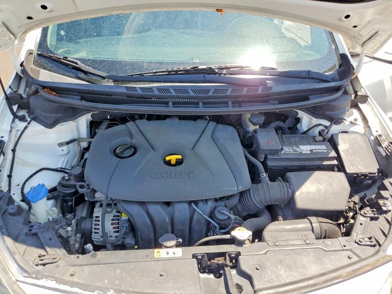 Photo 11 from auction – 2016 KIA FORTE with VIN KNAFZ4A8XG5553406