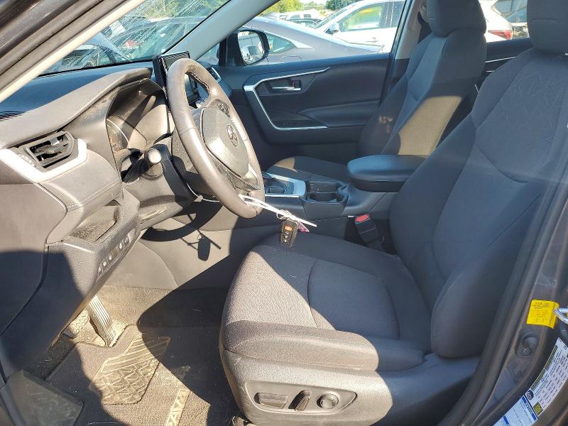 Photo 7 from auction – 2019 TOYOTA RAV4 with VIN 2T3P1RFVXKC055140