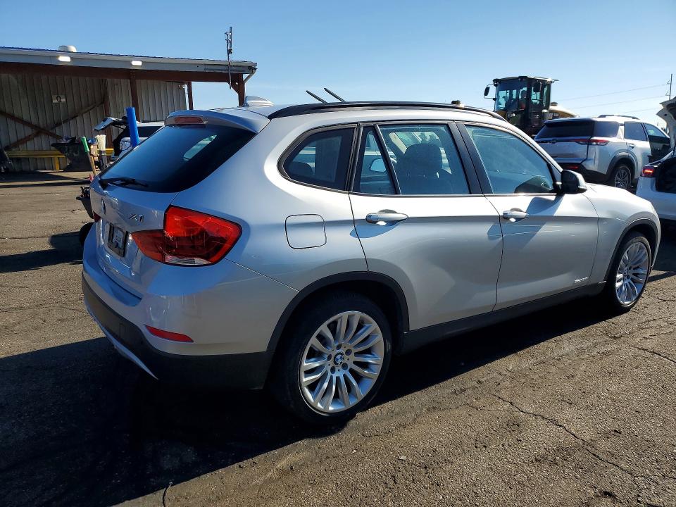 Фото 3 с аукциона – 2014 BMW X1 с VIN WBAVM1C56EVW50790
