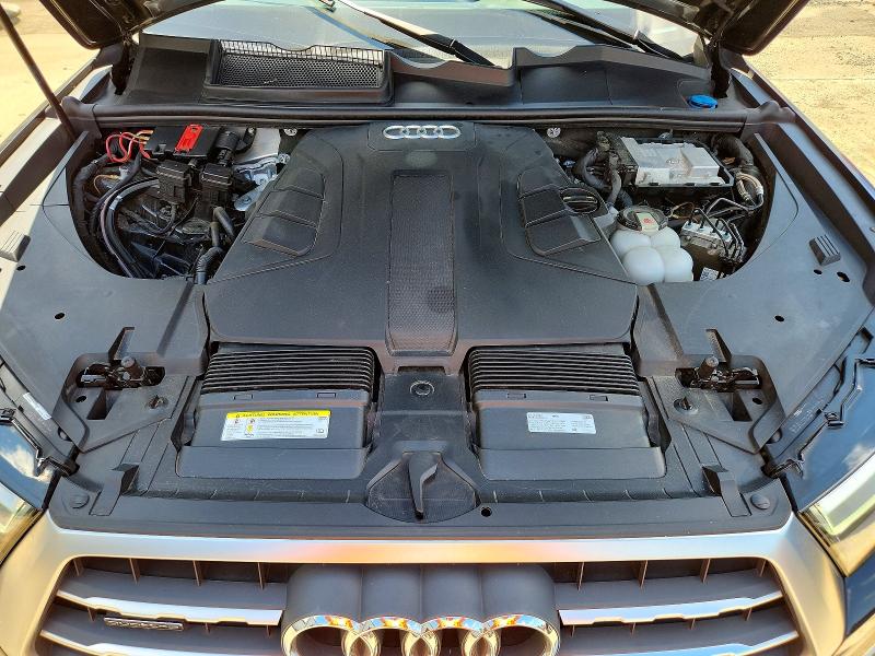 Photo 12 from auction – 2019 AUDI Q7 with VIN WA1LAAF72KD046682