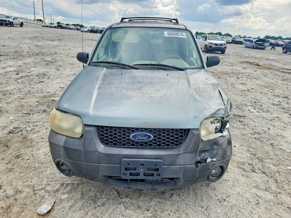 Photo 5 from auction – 2006 FORD ESCAPE with VIN 1FMCU03Z36KC03243