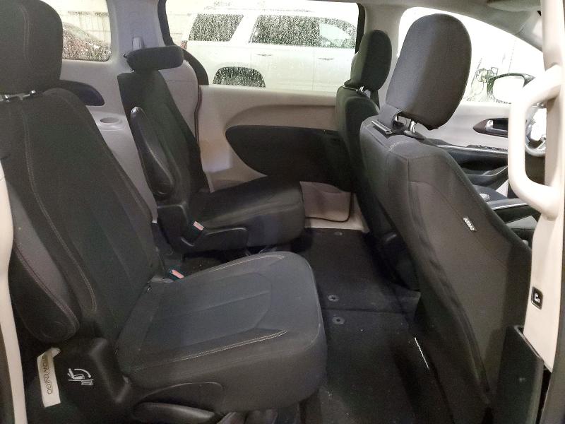 Photo 11 from auction – 2017 CHRYSLER PACIFICA with VIN 2C4RC1DG8HR588369