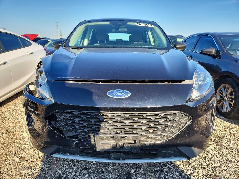 Photo 5 from auction – 2021 FORD ESCAPE with VIN 1FMCU0F68MUA02974