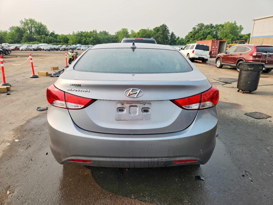 Photo 6 from auction – 2012 HYUNDAI ELANTRA with VIN KMHDH4AE5CU320922