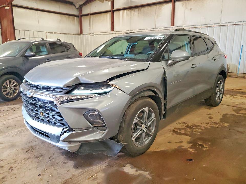CHEVROLET BLAZER 2023 with VIN 3GNKBHR45PS212037 - Photo from auction