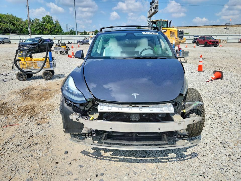 Photo 5 from auction – 2021 TESLA MODEL Y with VIN 5YJYGDEE7MF082956