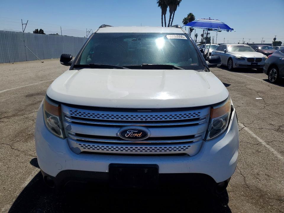 Photo 5 from auction – 2014 FORD EXPLORER with VIN 1FM5K7D89EGB01413