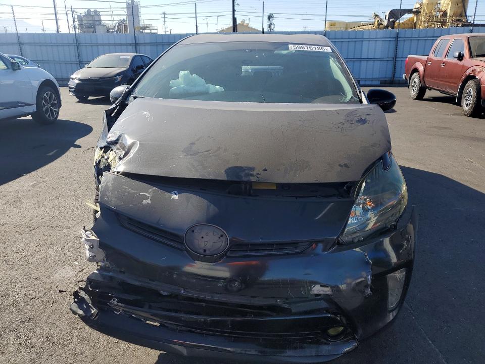 Photo 5 from auction – 2014 TOYOTA PRIUS with VIN JTDKN3DU4E1777856