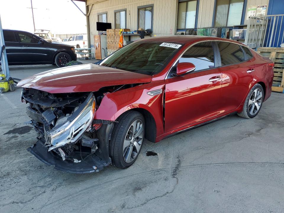 Photo 1 from auction – 2019 KIA OPTIMA with VIN 5XXGT4L30KG370305
