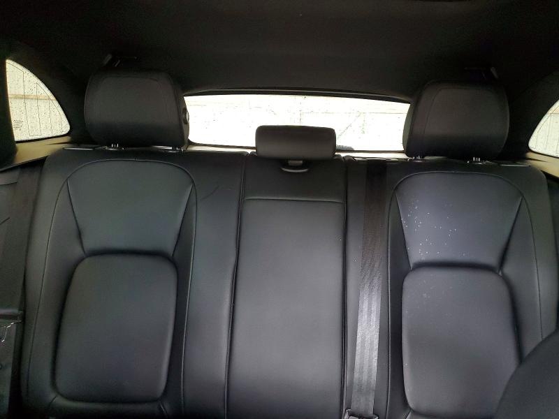 Photo 10 from auction – 2017 JAGUAR F-PACE with VIN SADCJ2BV2HA074142