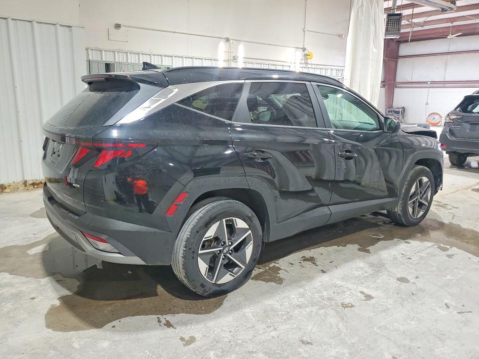 Photo 3 from auction – 2025 HYUNDAI TUCSON with VIN 3KMJBCDE0SE018950