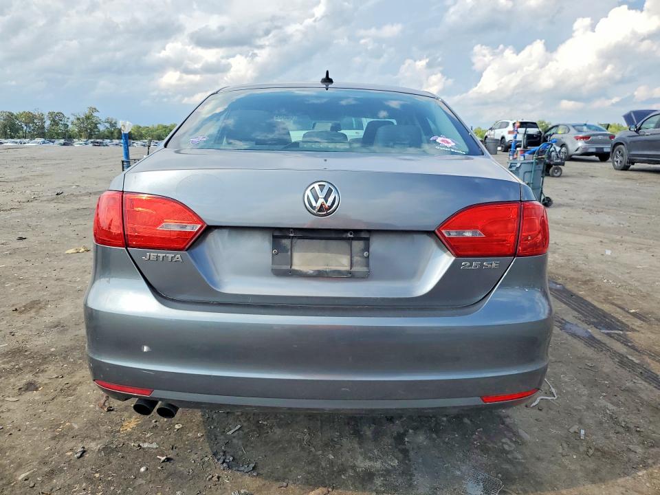 Photo 6 from auction – 2012 VOLKSWAGEN JETTA with VIN 3VWDP7AJ4CM355443
