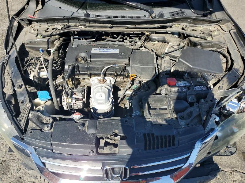 Photo 11 from auction – 2015 HONDA ACCORD with VIN 1HGCR2F50FA132696