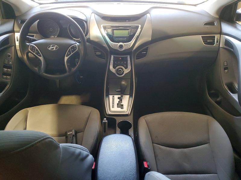 Photo 8 from auction – 2011 HYUNDAI ELANTRA with VIN 5NPDH4AE9BH048551