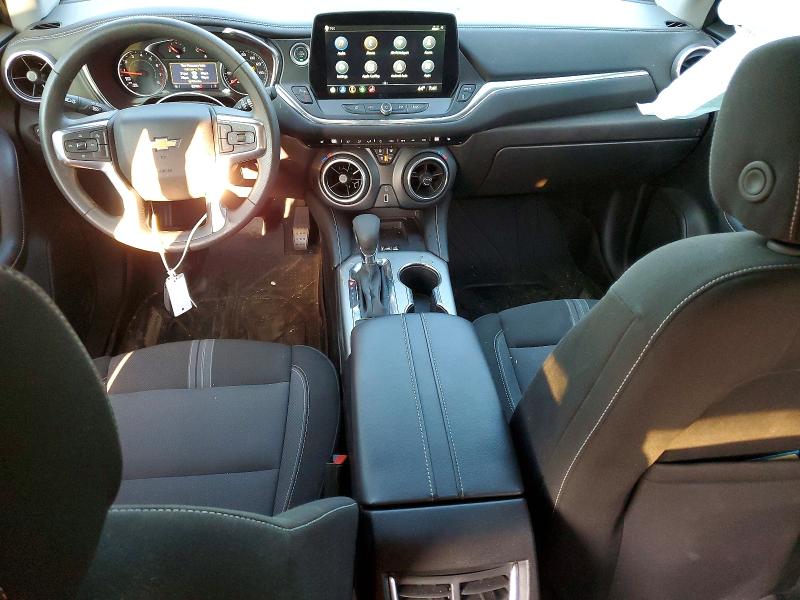 Photo 8 from auction – 2025 CHEVROLET BLAZER with VIN 3GNKBHR49SS121474