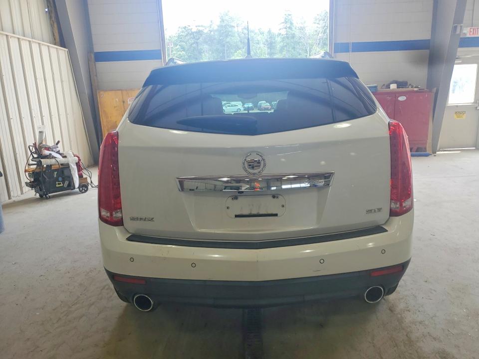 Photo 6 from auction – 2014 CADILLAC SRX with VIN 3GYFNDE37ES611708