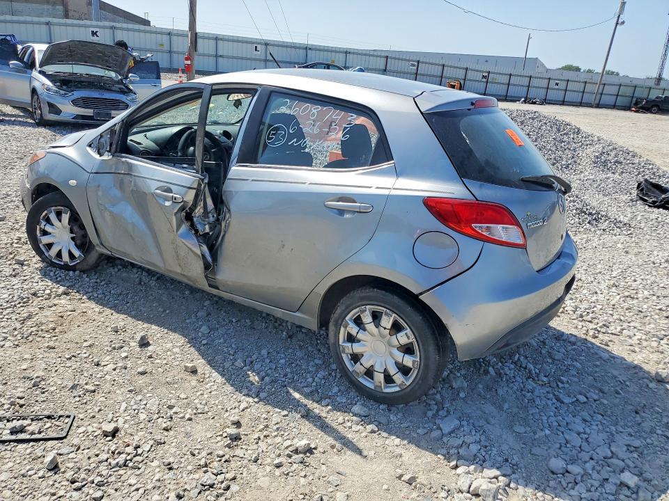 Photo 2 from auction – 2014 MAZDA MAZDA2 with VIN JM1DE1KY9E0175558