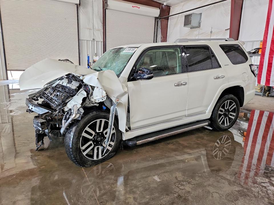 TOYOTA 4RUNNER 2017 with VIN JTEBU5JR2H5421882 - Photo from auction